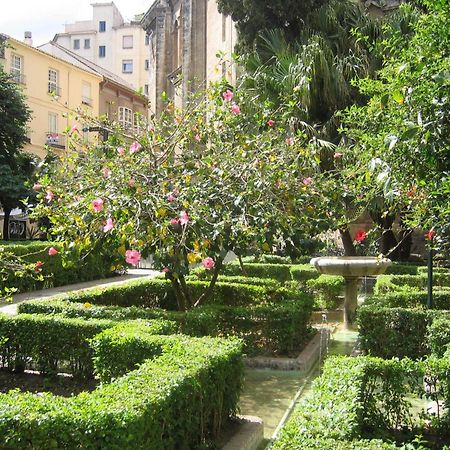 Residencia Universitaria San Jose Málaga Kültér fotó